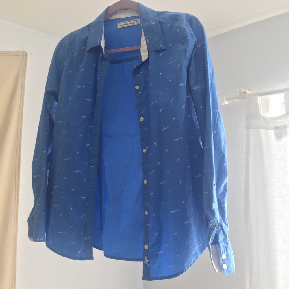 A&F yes no maybe button down - Picture 1 of 4